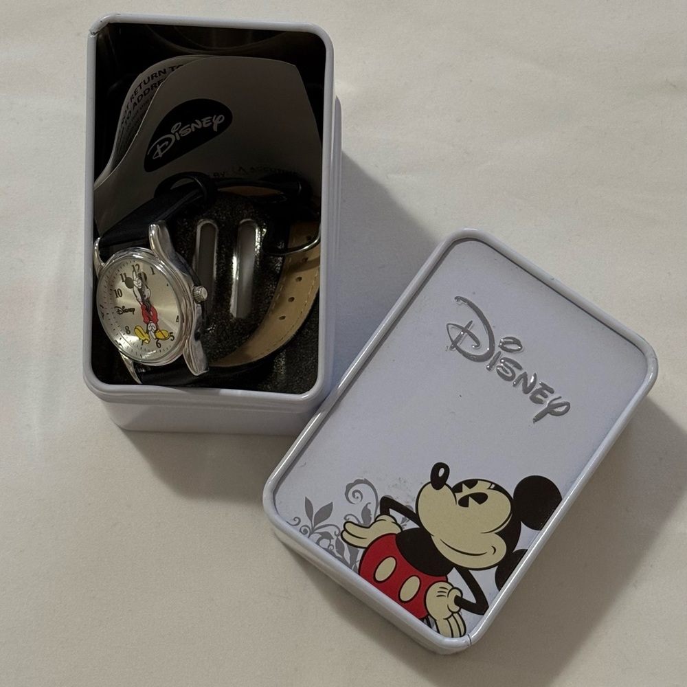 Disney Mickey Mouse Silver and Black Watch with Tin